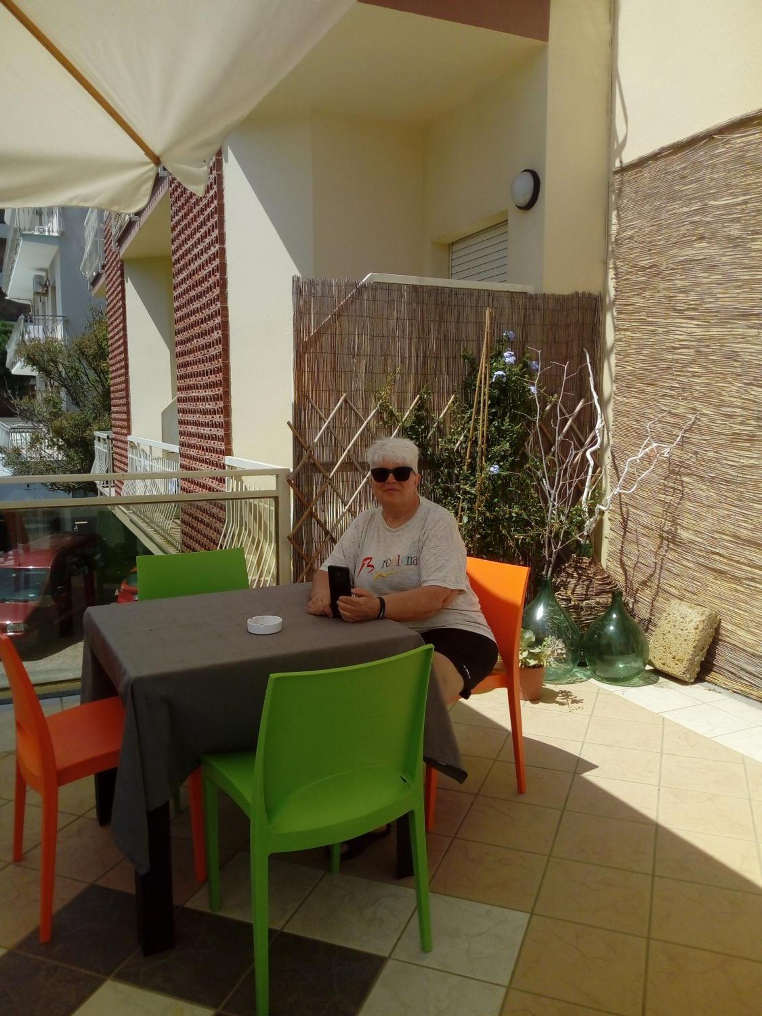 Hotel Buenos Aires Cervia Bagian luar foto